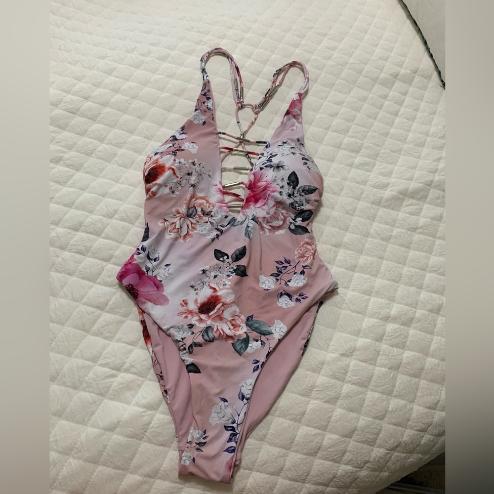 One piece bikini size 8